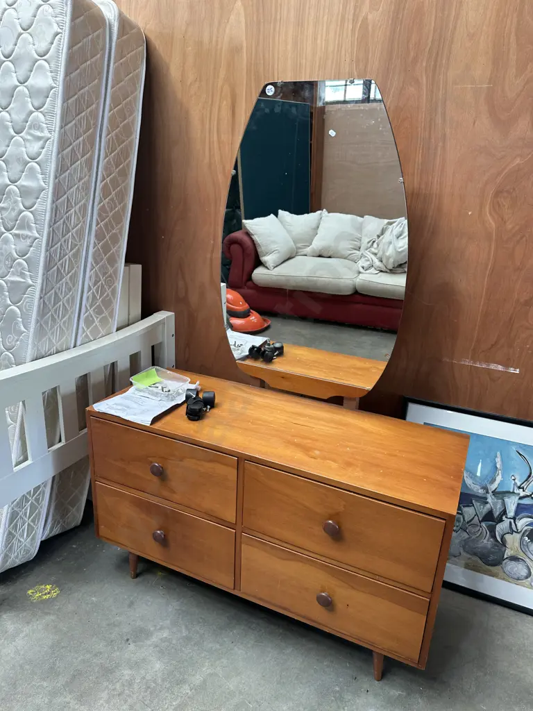 Dresser Drawers Image 1++