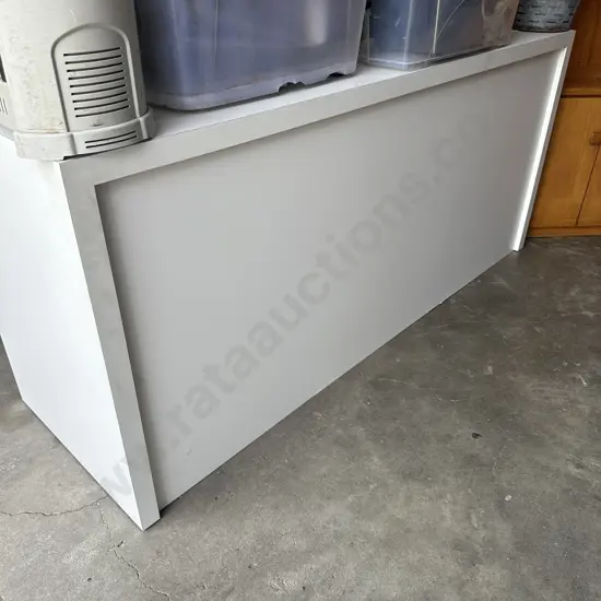 Shop counter 2000 x 650