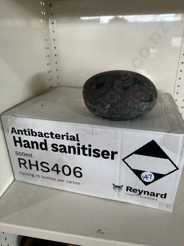 Hand sanitiser expired 07/2025 plus door stop. Image 1++