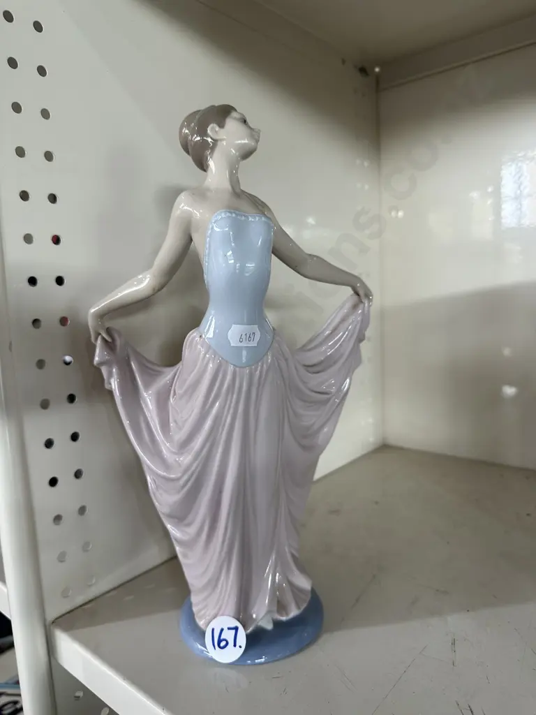 Lladro figureen Image 1++