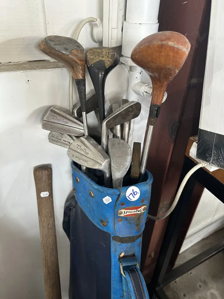 golf club set Image 1++