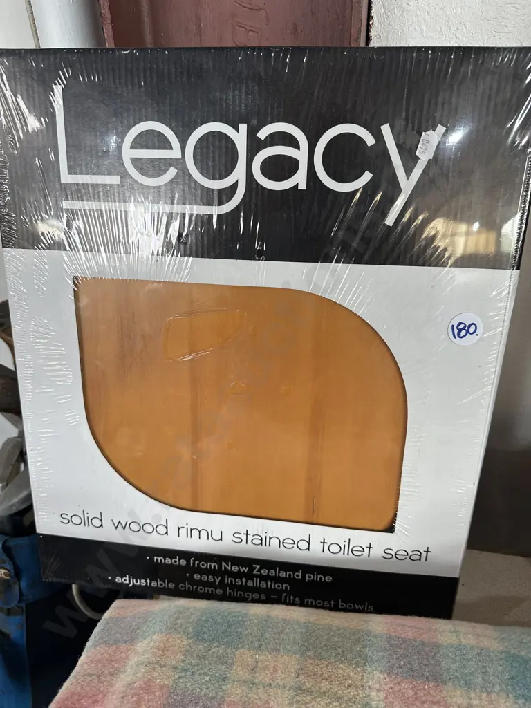 new wooden toilet seat Image 1++