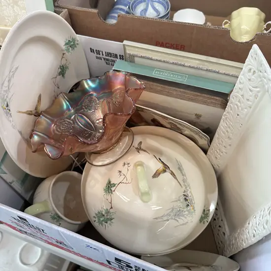 Box lot including Carnival glass bowl and Royal Doulton dinnerware etc.