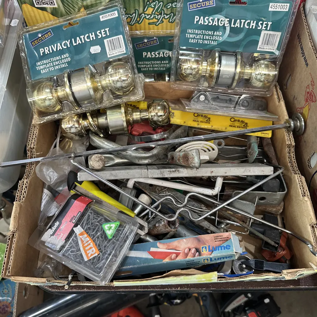 Box of hardware including new Latch sets. Image 1++