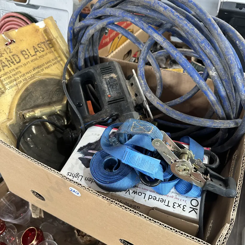 Garden lights pack, jig-saw, tie downs, sand blaster etc. Image 1++